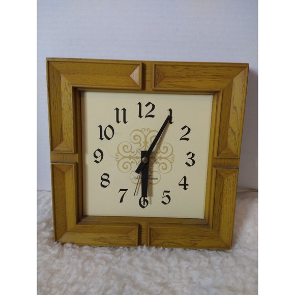 Seth Thomas clock model E324-000 - Picture 2 of 6